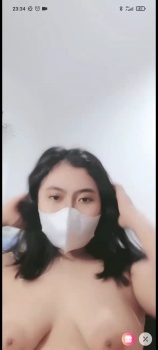 Bill Cewek Semok BBW Pamerin Toket