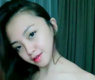 Uting Kak Juli Seksi