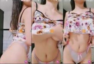 Tubuh Mulus Miss Sky